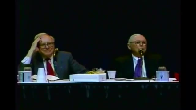 【视频】2000巴菲特股东大会